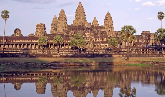 Angkor 3 Temples + Neak Pean Temple 1 Day Tour - main view