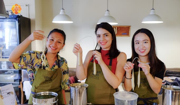 Beeswax Candle Making Experience with Urban Beekeepers in Seoul - main view