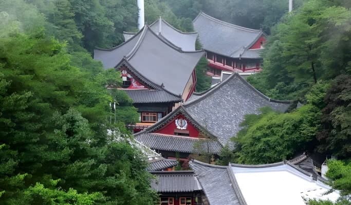 Danyang 1 Day Tour from Seoul: Guinsa Temple + Bobaljae Maple Road (+ Ondal Film Set & Cave/ Cheongpung Cable Car) - main view