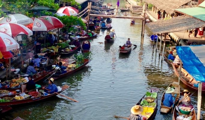 Floating Market & Fishing Village One Day Private Tour - main view