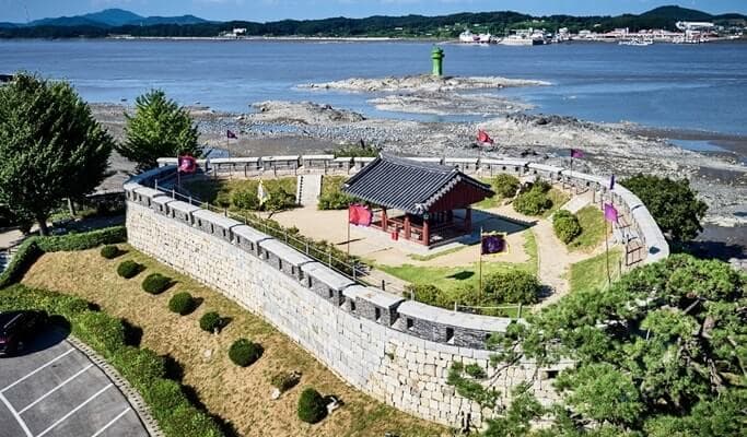Explore Incheon: Ganghwa Island 1 Day History Tour - main view