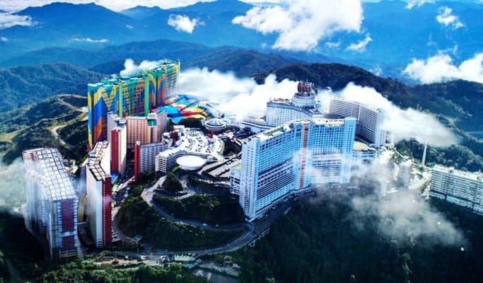 Genting Highlands & Chin Swee Caves Temple 1 Day Tour (+ Cable Car Ride) - from Kuala Lumpur - main view