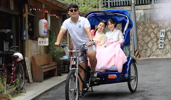 Hanbok Rental+Pedicab Ride in Bukchon Hanok Village - main view
