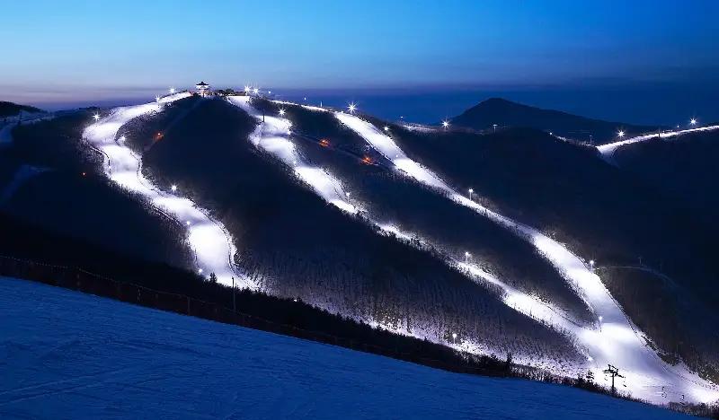 High1 Ski Resort: 2D1N Ski/Snowboard Tour - main view