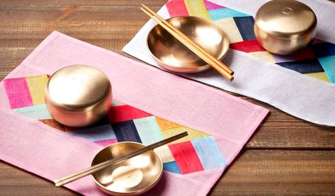 Korea Proxy Shopping: Traditional Korean Ramie Fabric Dining Table Mat & Runner - main view