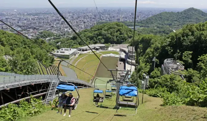 Sapporo Morning Tour A:  Shiroi Koibito Park, Okurayama Ski Jump & Outer Market (~Nov 3) - main view