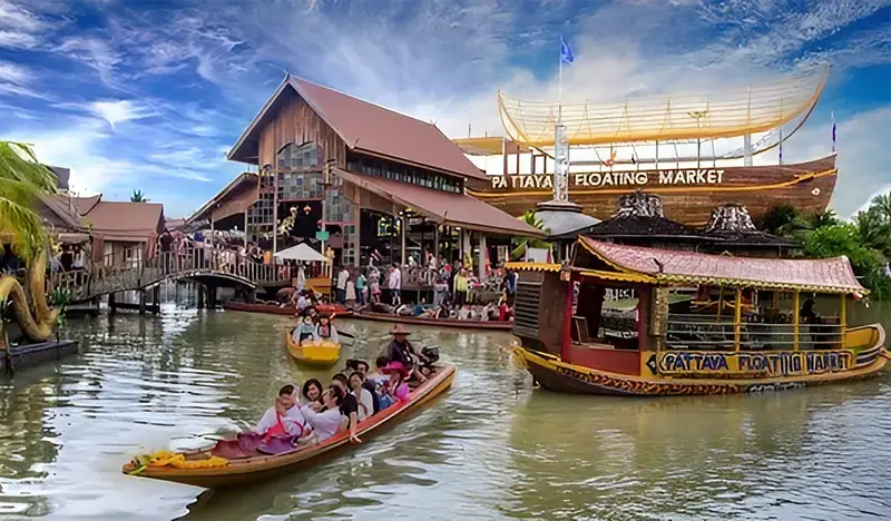 Pattaya Floating Market Discount Ticket - main view