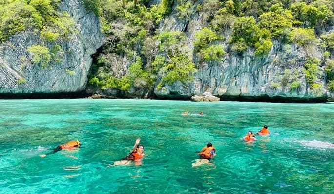 Phi Phi Islands 1 Day Tour by Speedboat (+Lunch/Snorkeling) - From Krabi (+ Hotel Transfer option) - main view