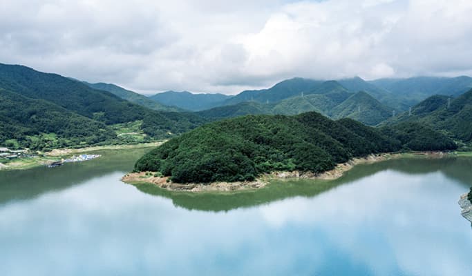 Gyeongbuk Seongju Lake & Seongbak Forest Healing Tour from Daegu - main view