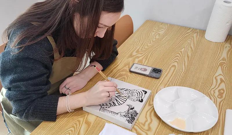 Korean Traditional Minhwa Painting Experience in Itaewon - main view