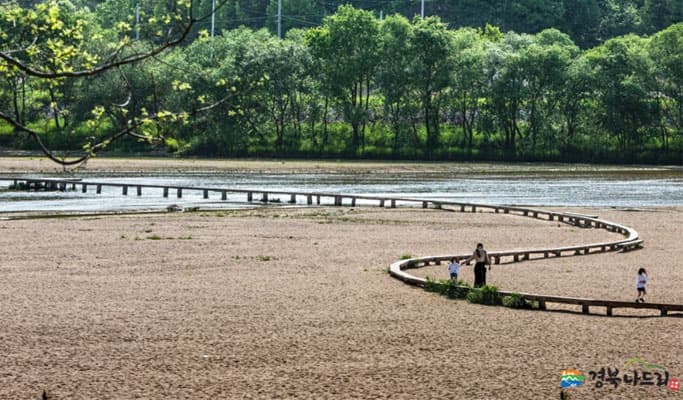 Gyeongbuk Yeongju & Museom Village 1 Day Private Tour from Daegu - main view