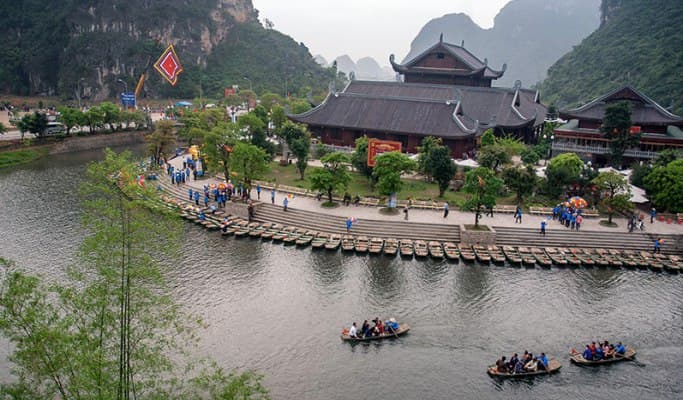Bai Dinh Pagoda + Trang An Caves 1 Day Tour (+ Transfer/Lunch/Sampan Boat Ride) - from Hanoi - main view
