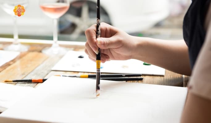 Acrylic Painting Class With Drinks in Jamsil, Seoul - main view