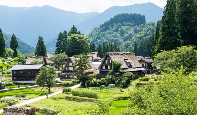 The World Heritage villages - Shirakawa-go & Gokayama Ainokura Tour - main view