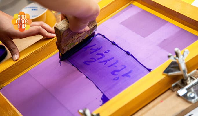Make Your Own Tote Bag with Silk Screen Printing - main view