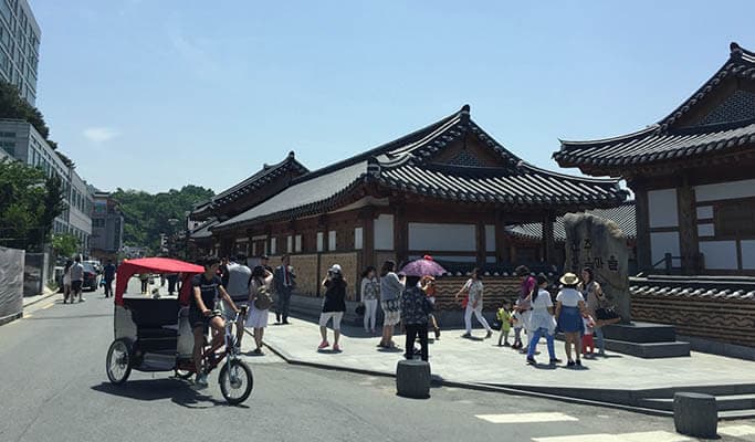Jeonju Hanok Village + Nambu Market 1 Day Tour - main view