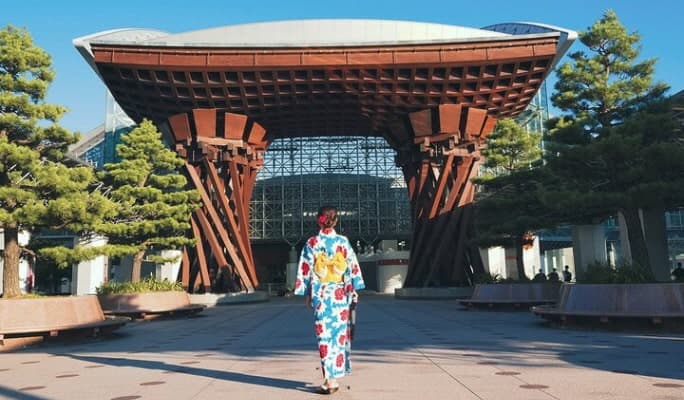 Kanazawa Private Walking Tour & Kimono Experience with Licensed Guide - main view