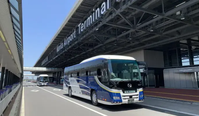 GORYO BUS HIGHWAY EXPRESS: Karuizawa → Narita Airport - main view