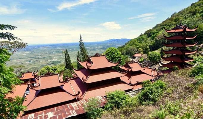 Mui Ne Ta Cu Mountain + Poshanu Cham Towers + Dragon Farm + Phan Thiet Market Private Jeep Tour (Half Day) - main view
