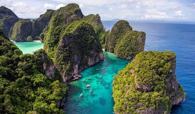 Phi Phi Islands 1 Day Join-in Tour by Long-tail Boat (+Lunch/Snorkeling) - from Koh Phi Phi Don Island - main view