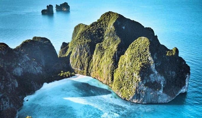 Phi Phi Islands Private Tour (+ Lunch / Snorkeling) by Ferry & Long-tail Boat - from Phuket - main view